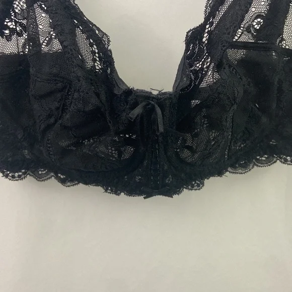 Vanity Fait Black Lace Size 34DD Bra - Picture 4 of 8